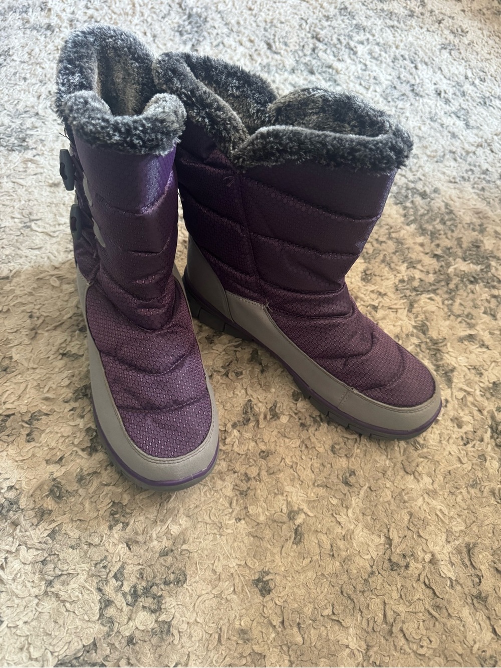Khombu Purple and Gray Insulated Winter Boots